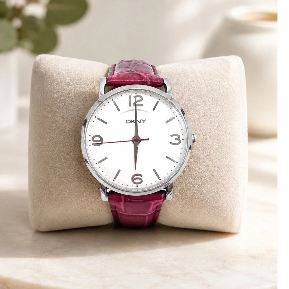 DKNY Women's Watch Burgundy Croc Embossed Leather Silver Tone New Battery
